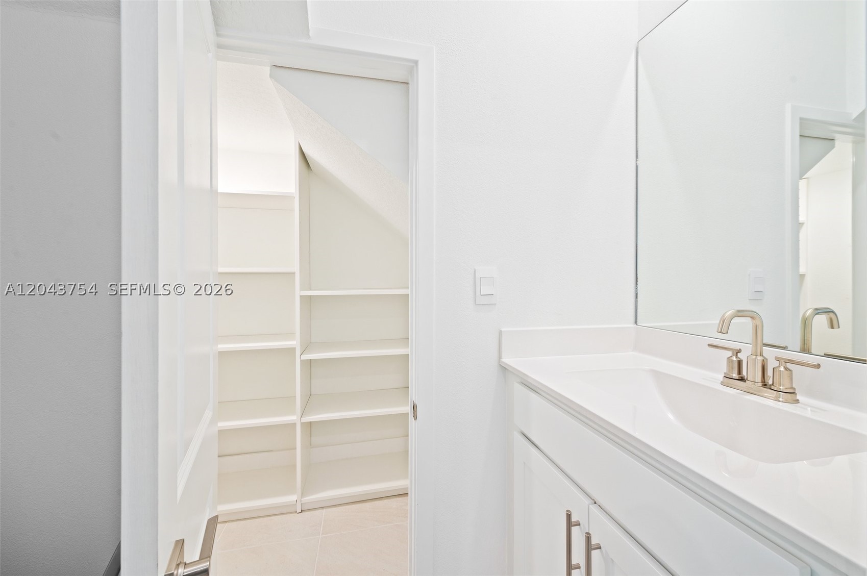 6007 Coralberry St, Haverhill FL 33415