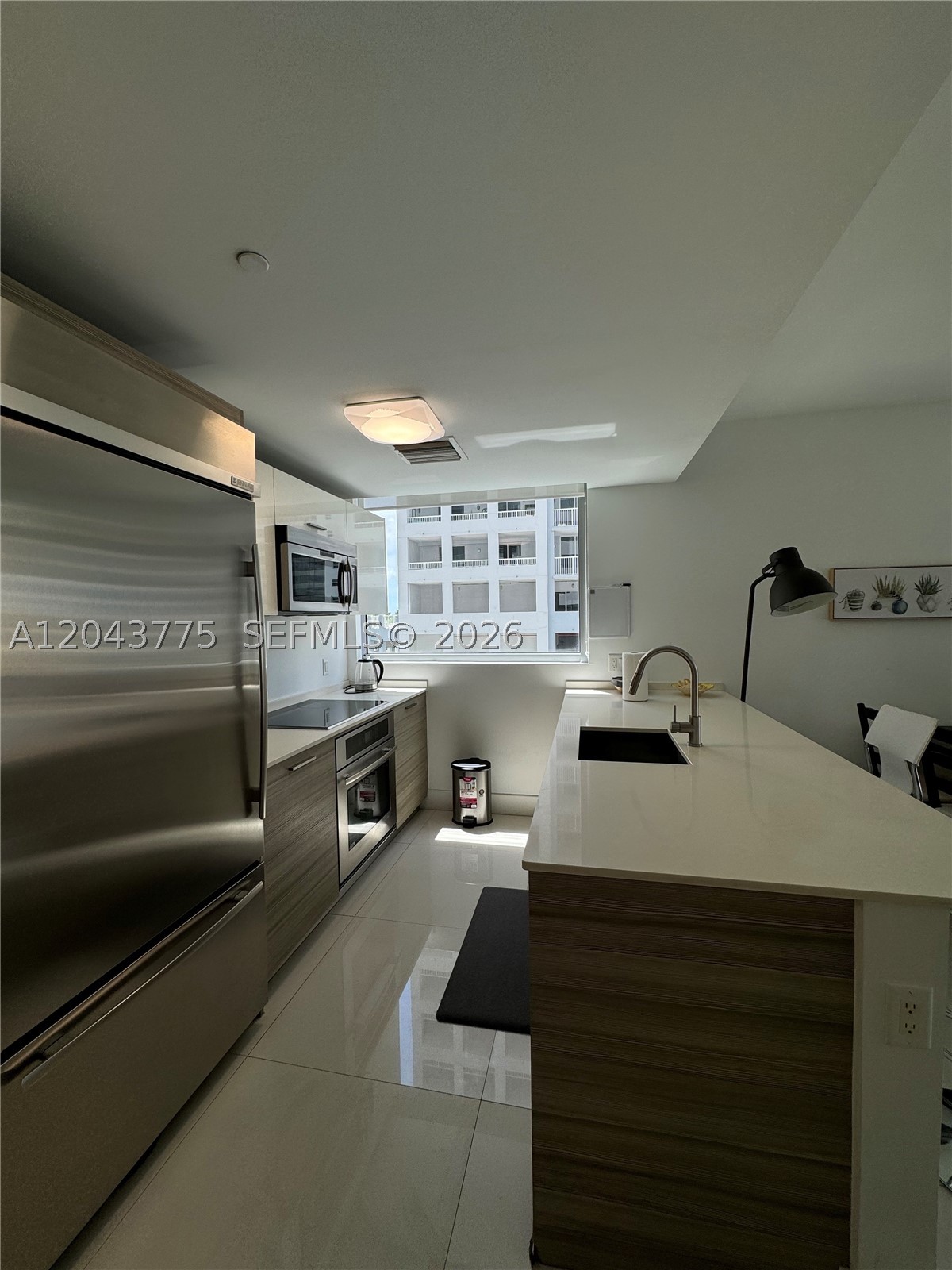 1300 Brickell Bay Dr #901, Miami FL 33131