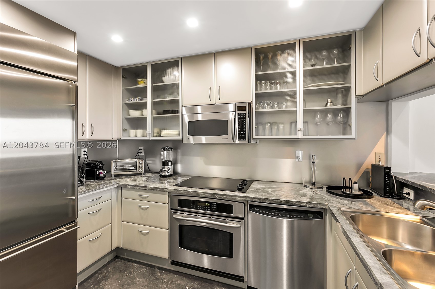 540 West Ave #2311, Miami Beach FL 33139