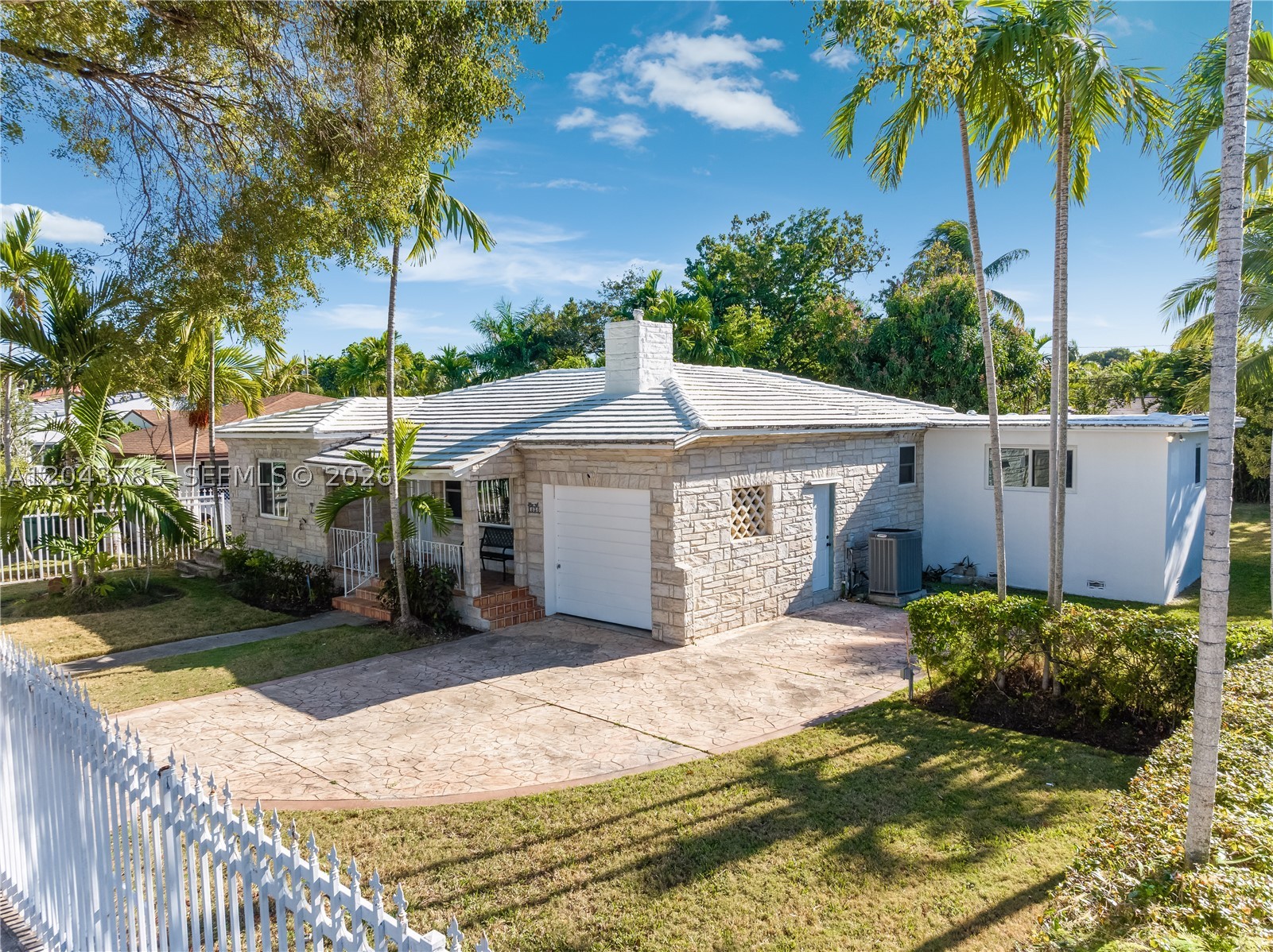 820 SW 26th Rd, Miami FL 33129