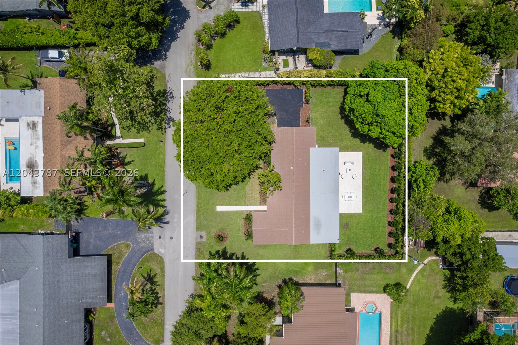 7845 SW 161st St, Palmetto Bay FL 33157
