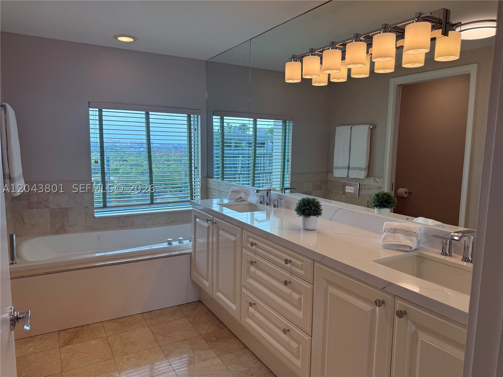 3400 SW 27th Ave #1206, Miami FL 33133