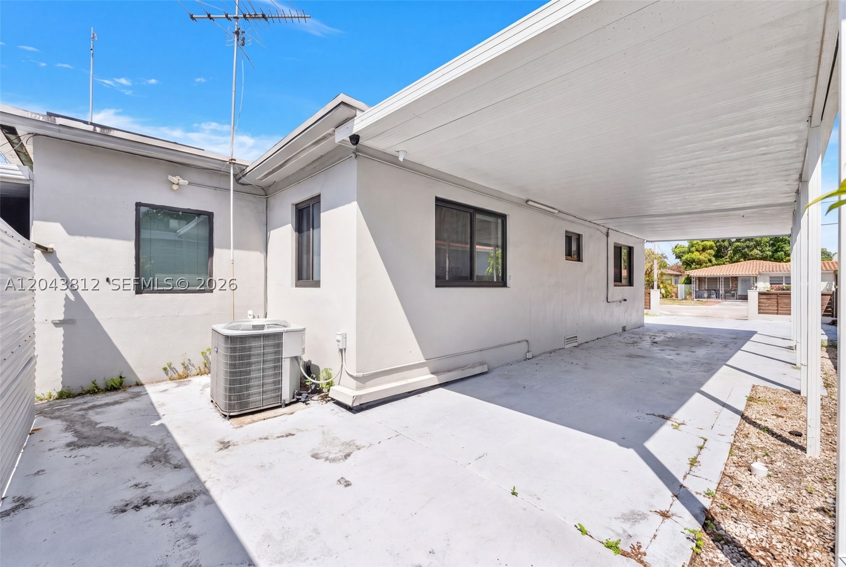 2360 SW 2nd St, Miami FL 33135