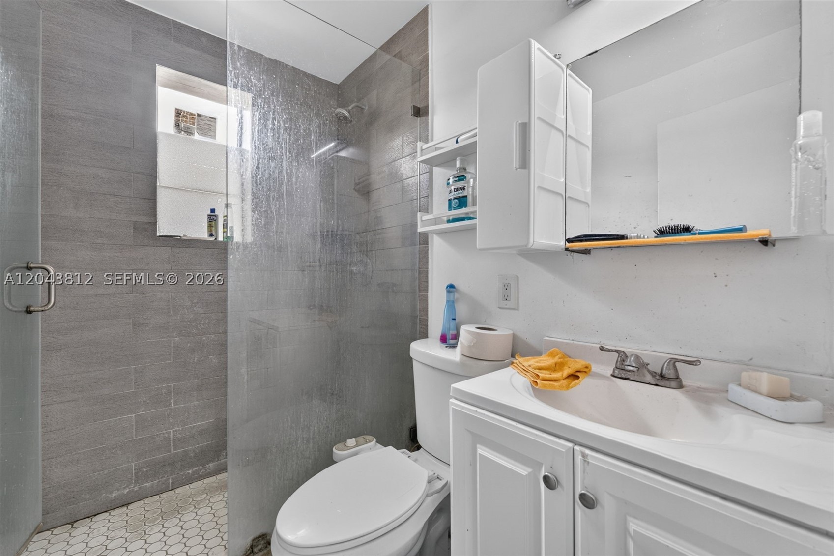 2360 SW 2nd St, Miami FL 33135