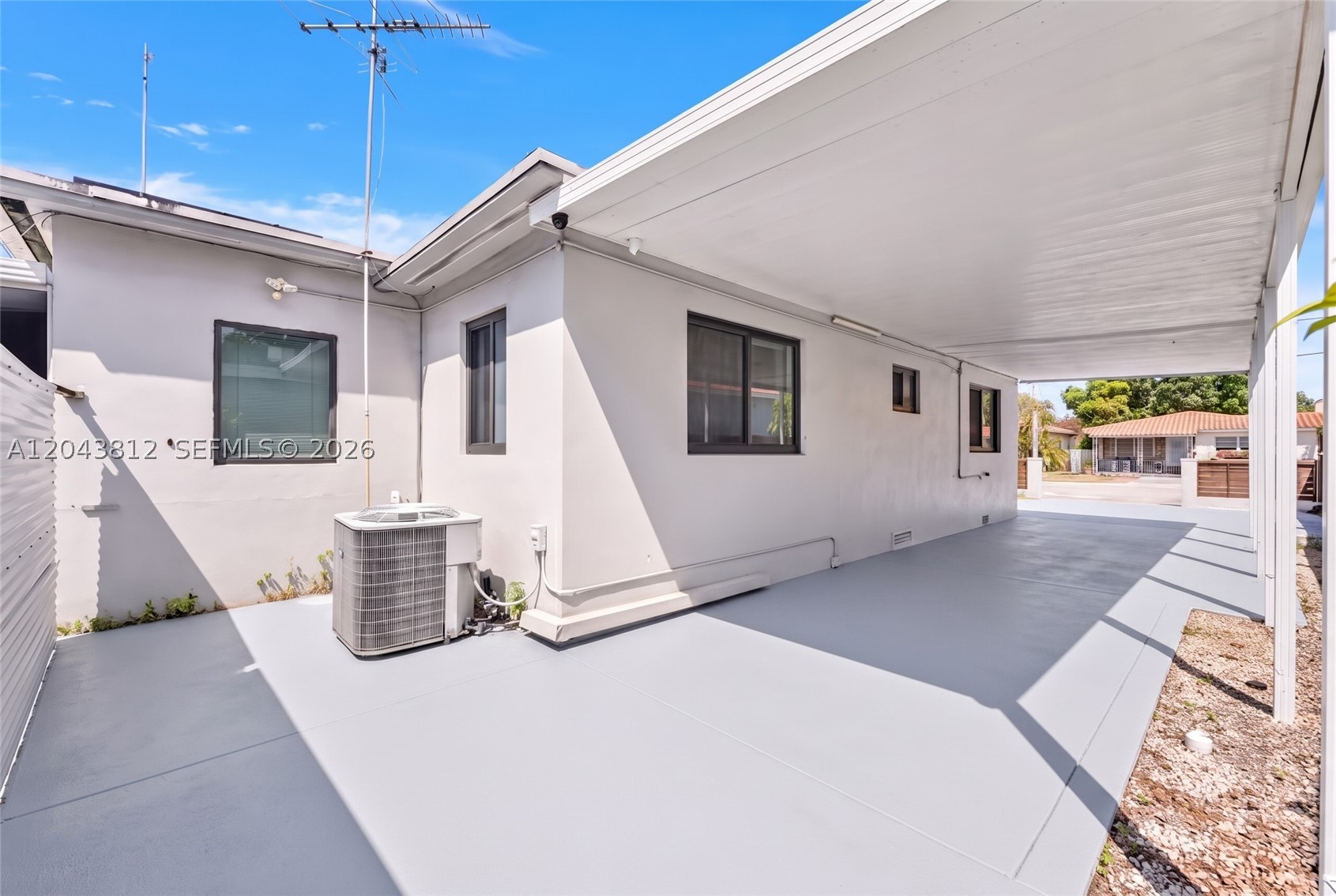2360 SW 2nd St, Miami FL 33135
