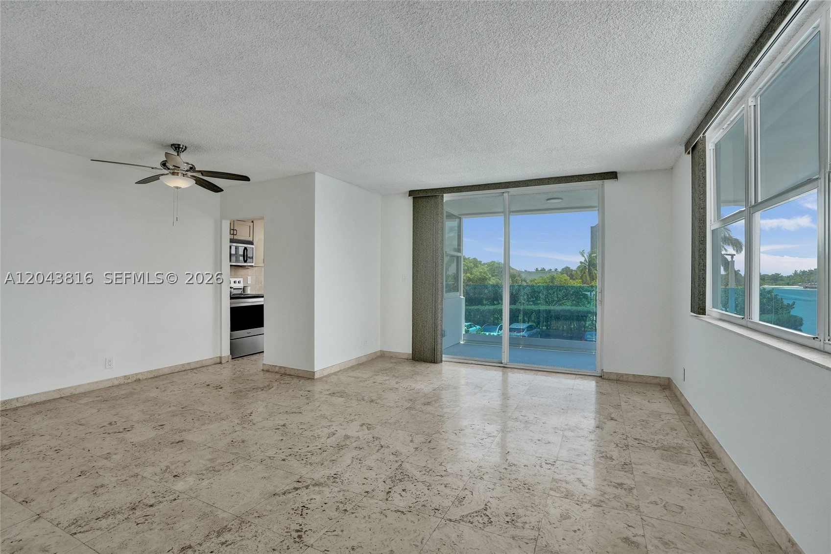 2639 N Riverside Dr #206, Pompano Beach FL 33062