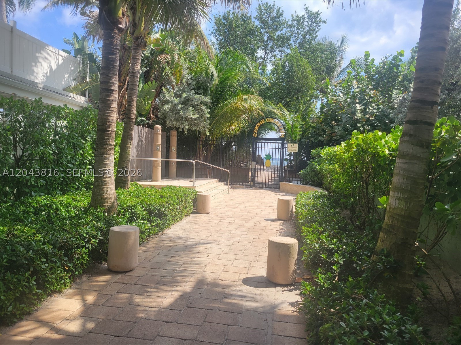 2639 N Riverside Dr #206, Pompano Beach FL 33062