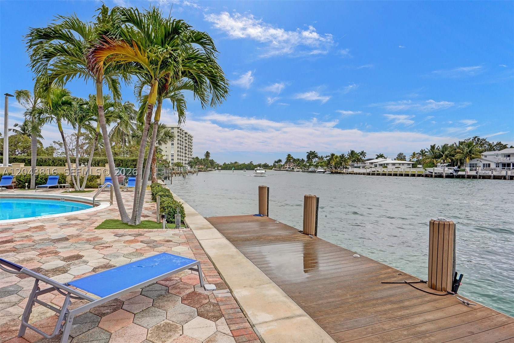 2639 N Riverside Dr #206, Pompano Beach FL 33062