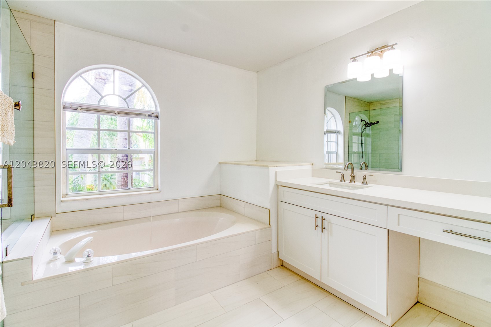 1473 SW 158th Ave, Pembroke Pines FL 33027