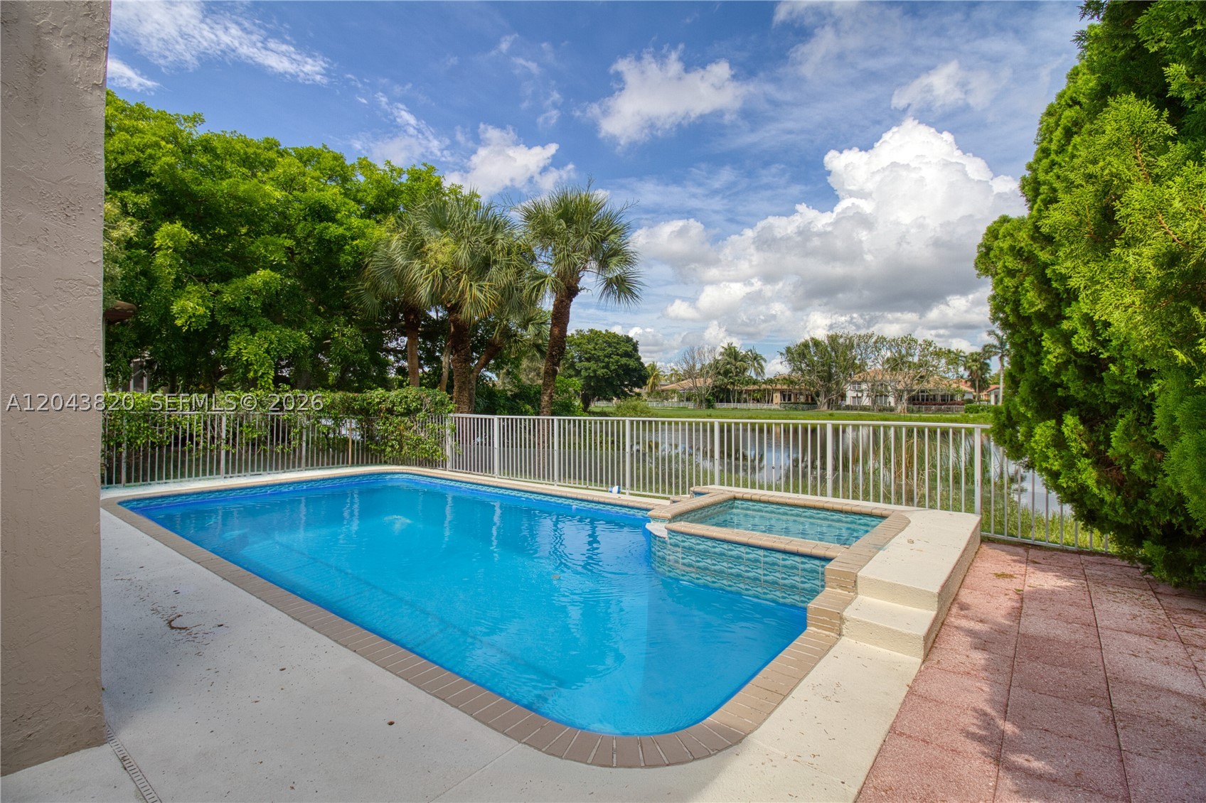 1473 SW 158th Ave, Pembroke Pines FL 33027