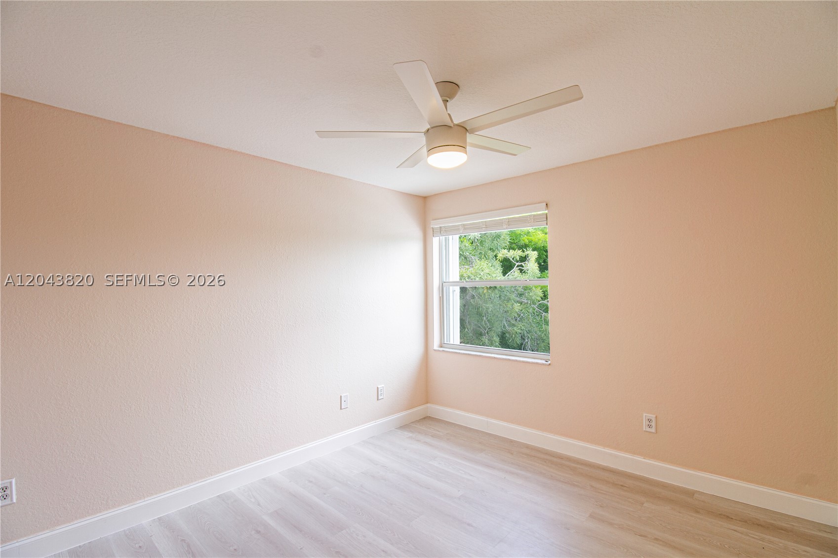 1473 SW 158th Ave, Pembroke Pines FL 33027