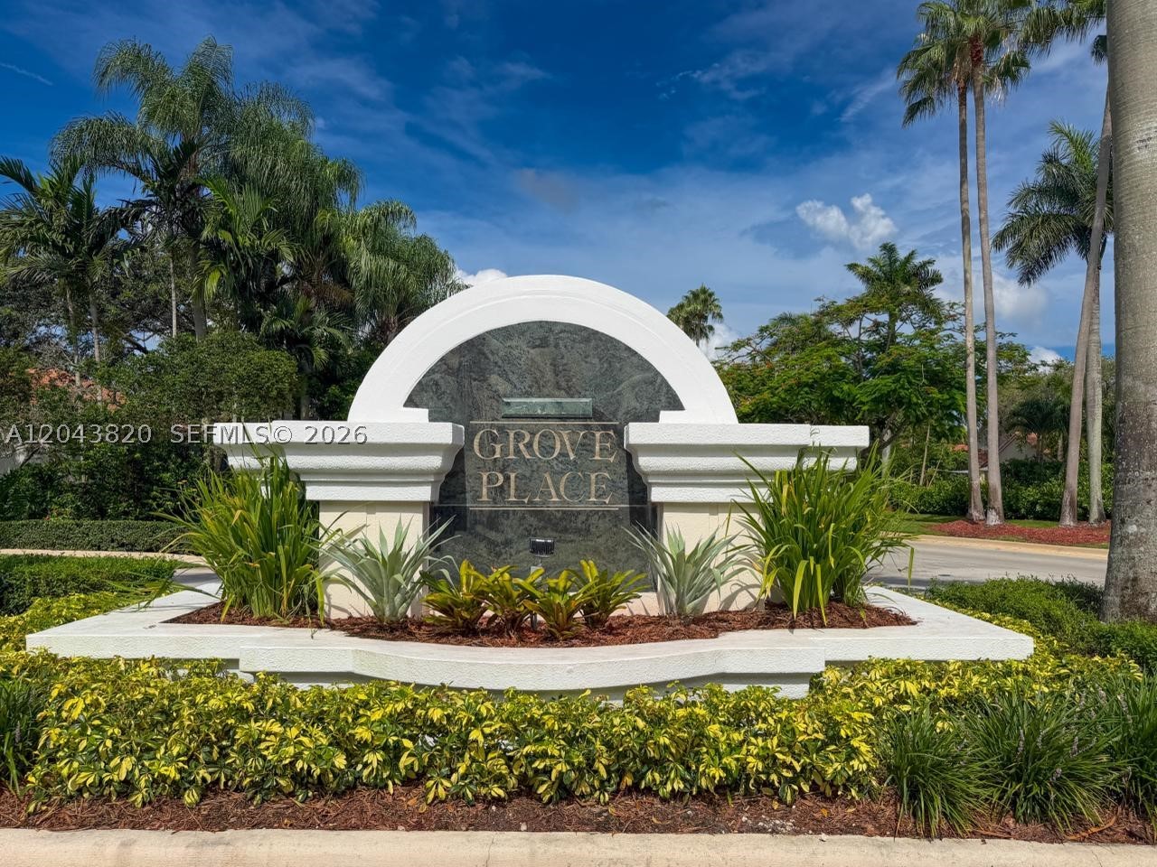 1473 SW 158th Ave, Pembroke Pines FL 33027