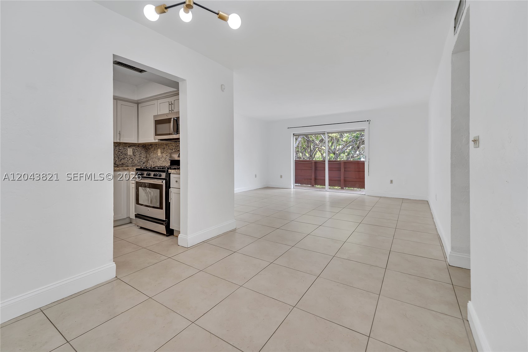 1205 Mariposa Ave #307, Coral Gables FL 33146