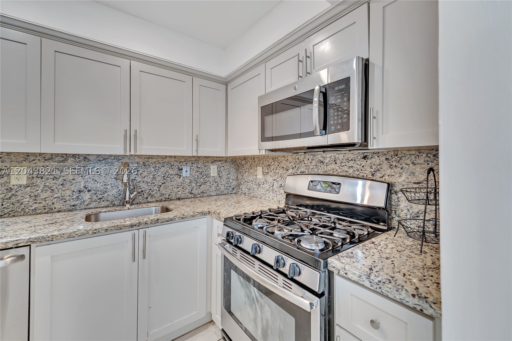 1205 Mariposa Ave #307, Coral Gables FL 33146