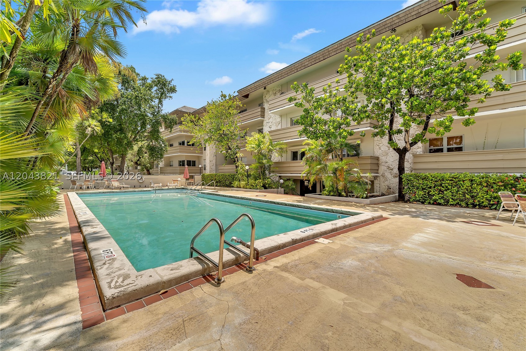 1205 Mariposa Ave #307, Coral Gables FL 33146