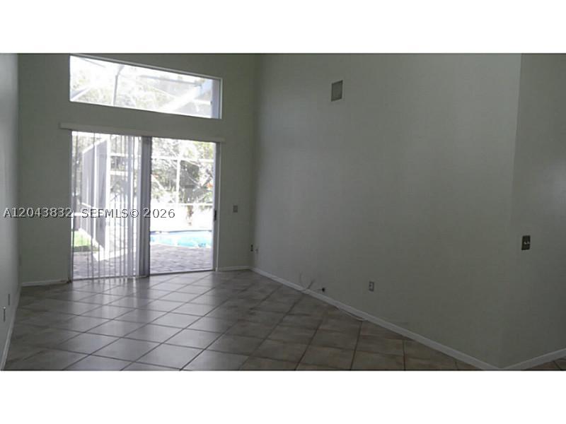 15341 NW 4 ST, Pembroke Pines FL 33028