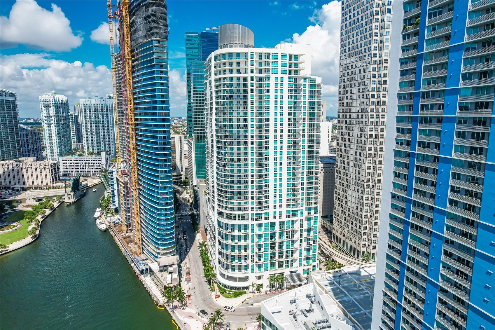 300 S Biscayne Blvd #L-612, Miami FL 33131