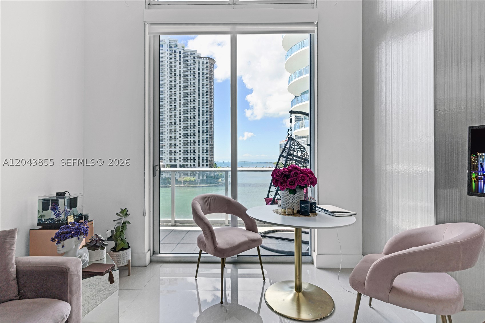300 S Biscayne Blvd #L-612, Miami FL 33131