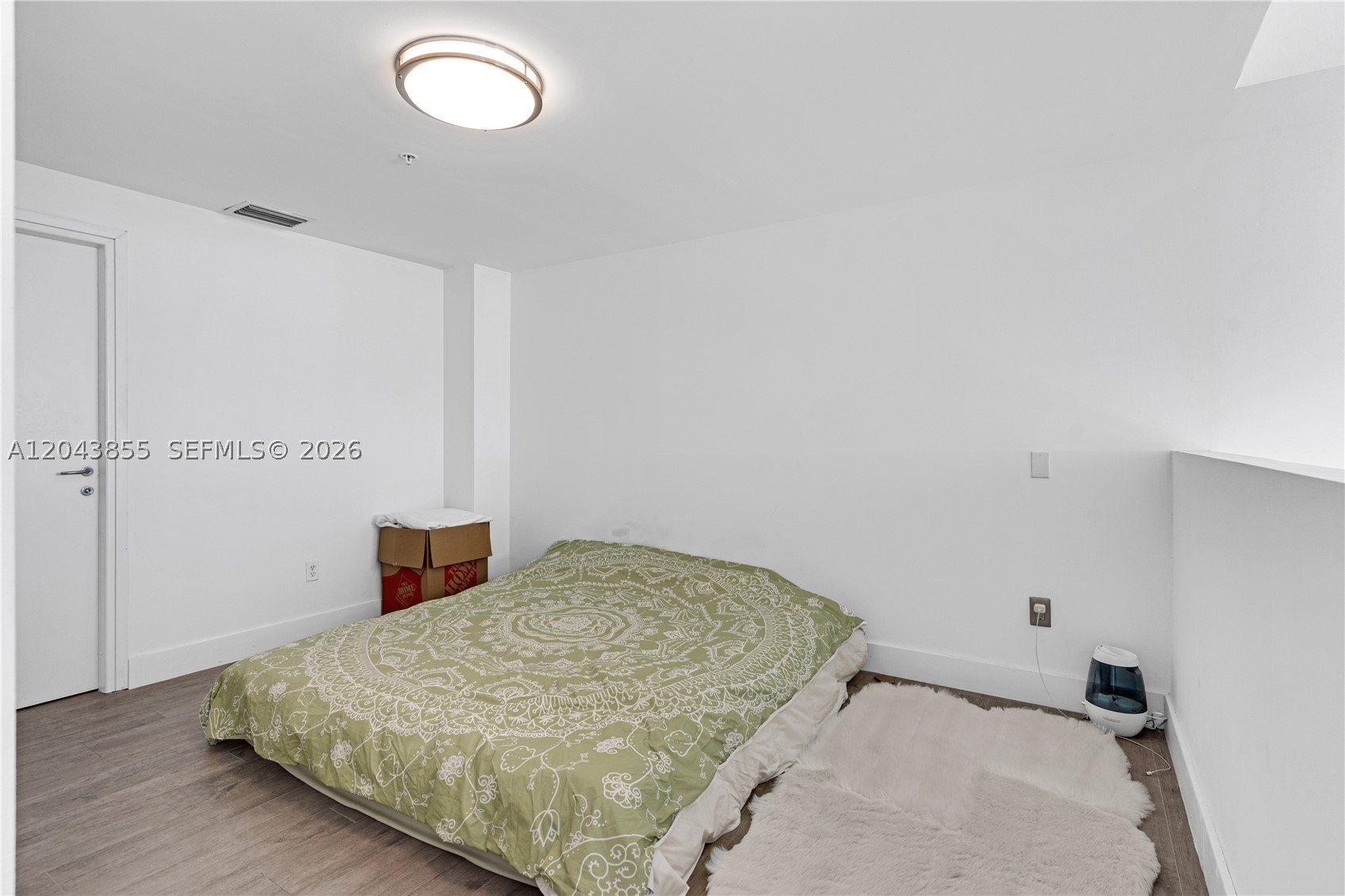 300 S Biscayne Blvd #L-612, Miami FL 33131