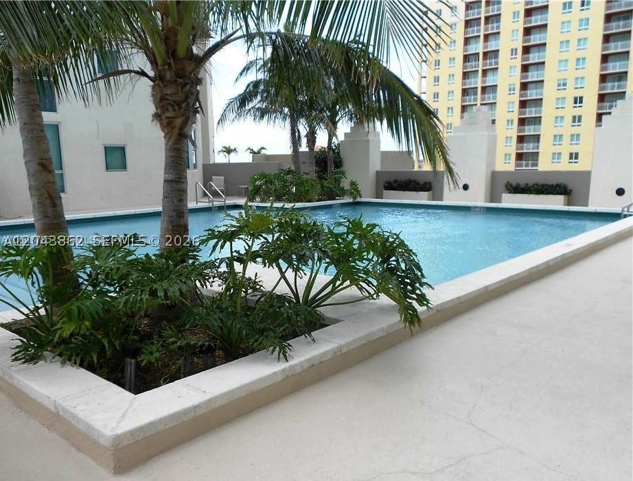 Miami FL 33156 - A12043862