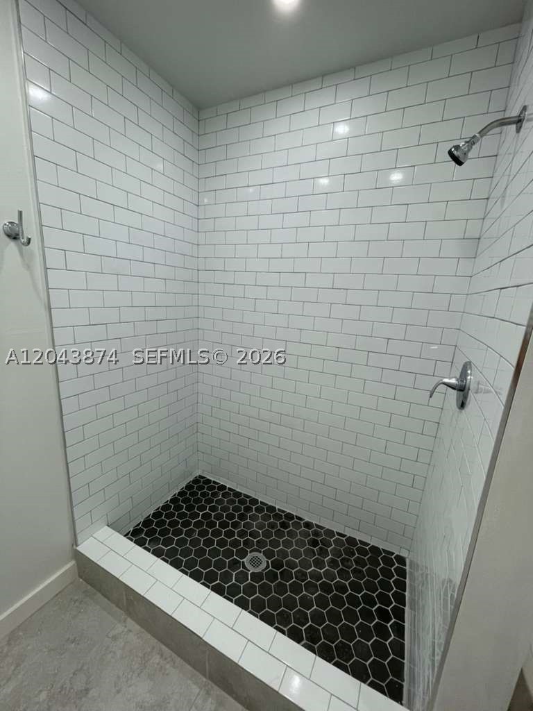 4805 NW 7th St #109-15, Miami FL 33126