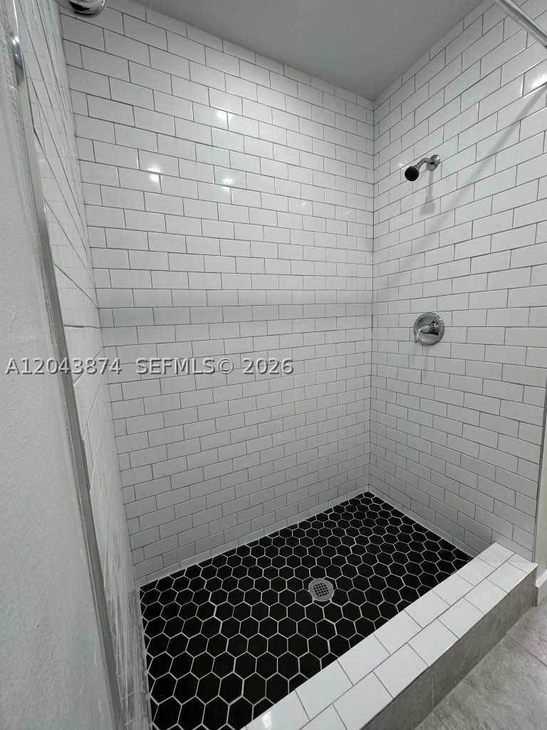 4805 NW 7th St #109-15, Miami FL 33126