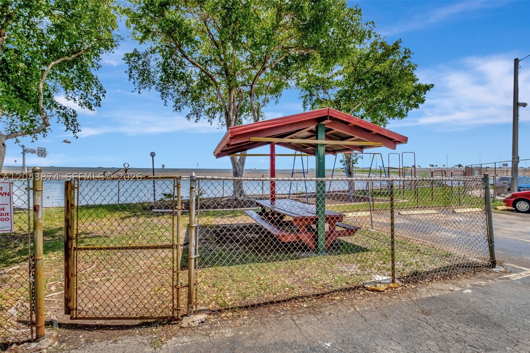 4805 NW 7th St #109-15, Miami FL 33126