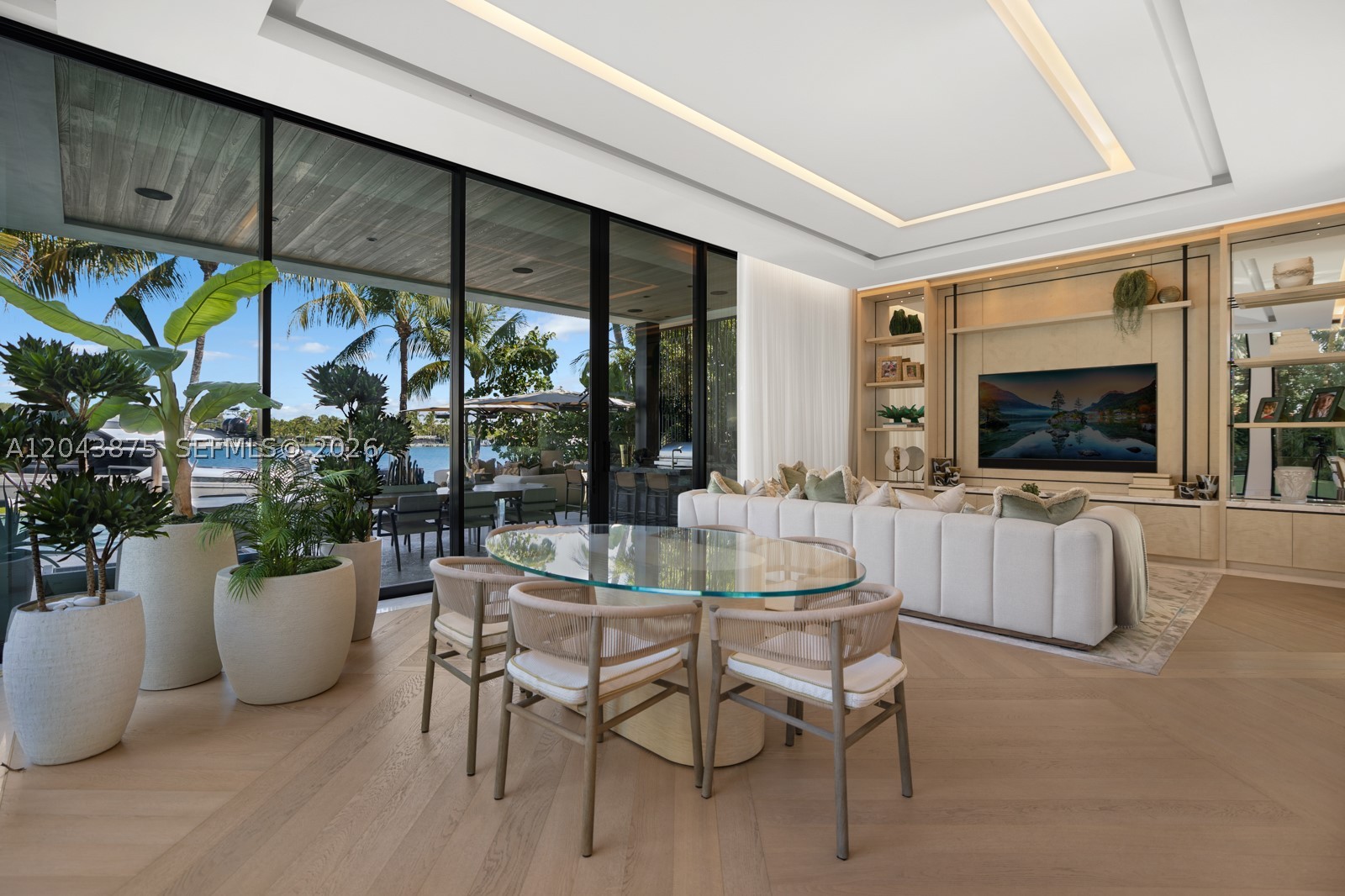 58 La Gorce Cir, Miami Beach FL 33141