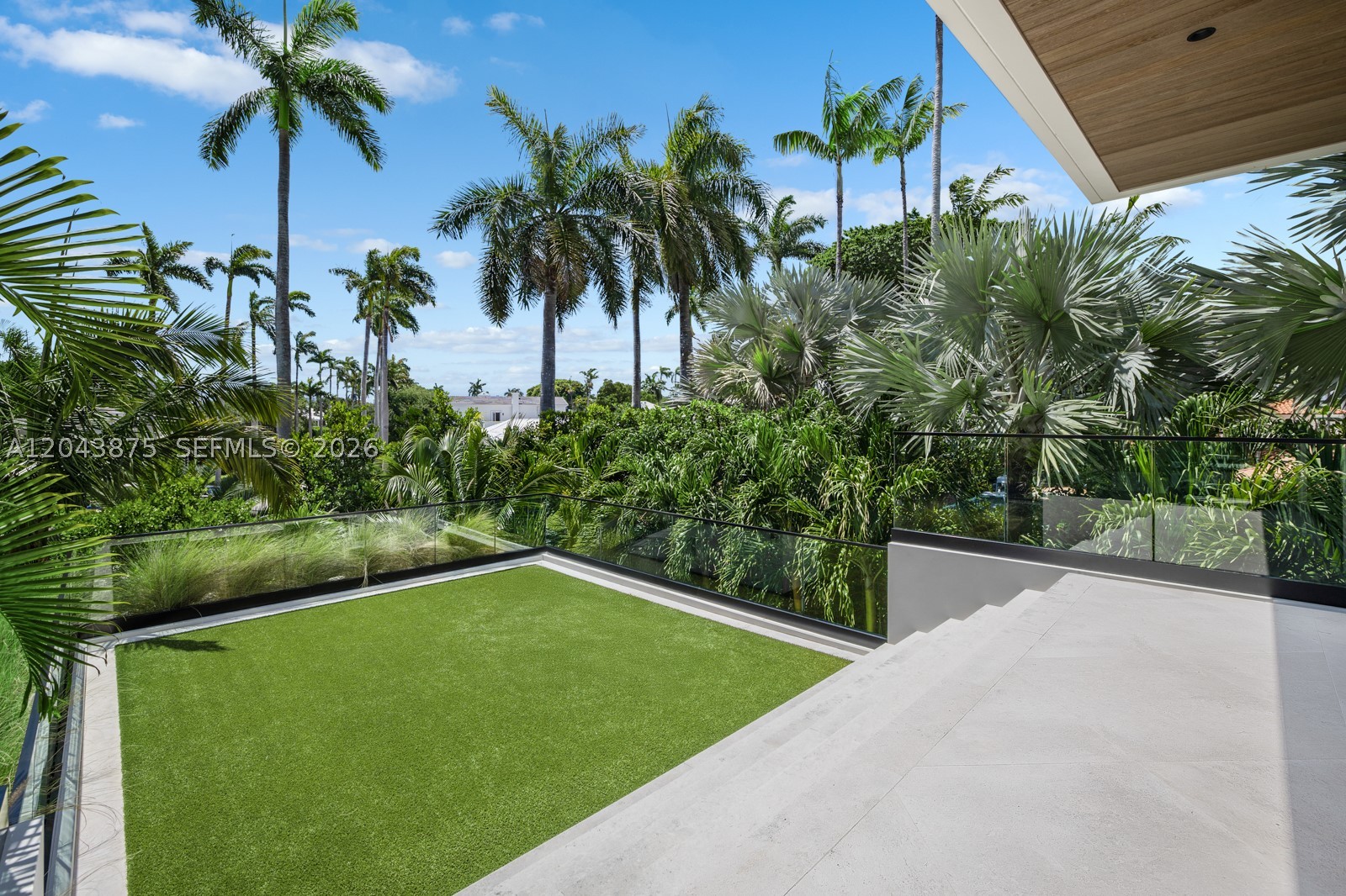 58 La Gorce Cir, Miami Beach FL 33141