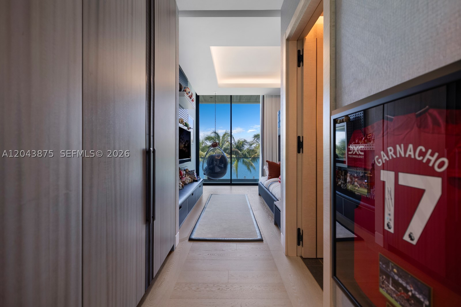 58 La Gorce Cir, Miami Beach FL 33141
