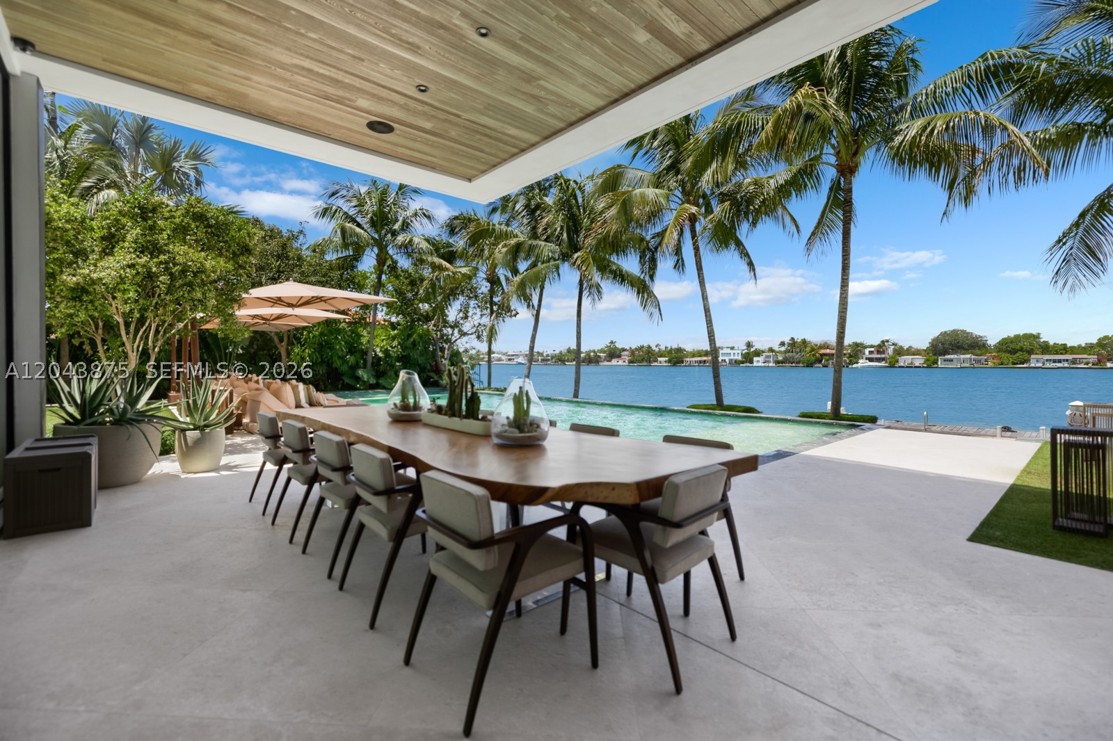 58 La Gorce Cir, Miami Beach FL 33141