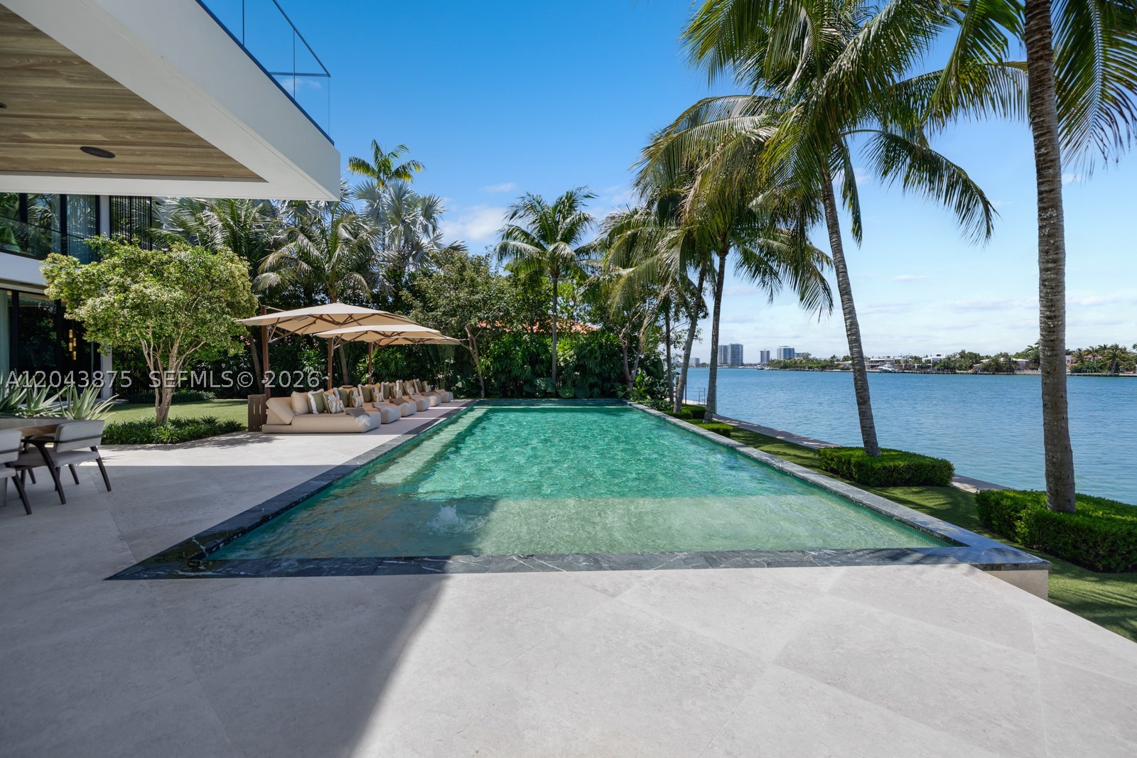 58 La Gorce Cir, Miami Beach FL 33141
