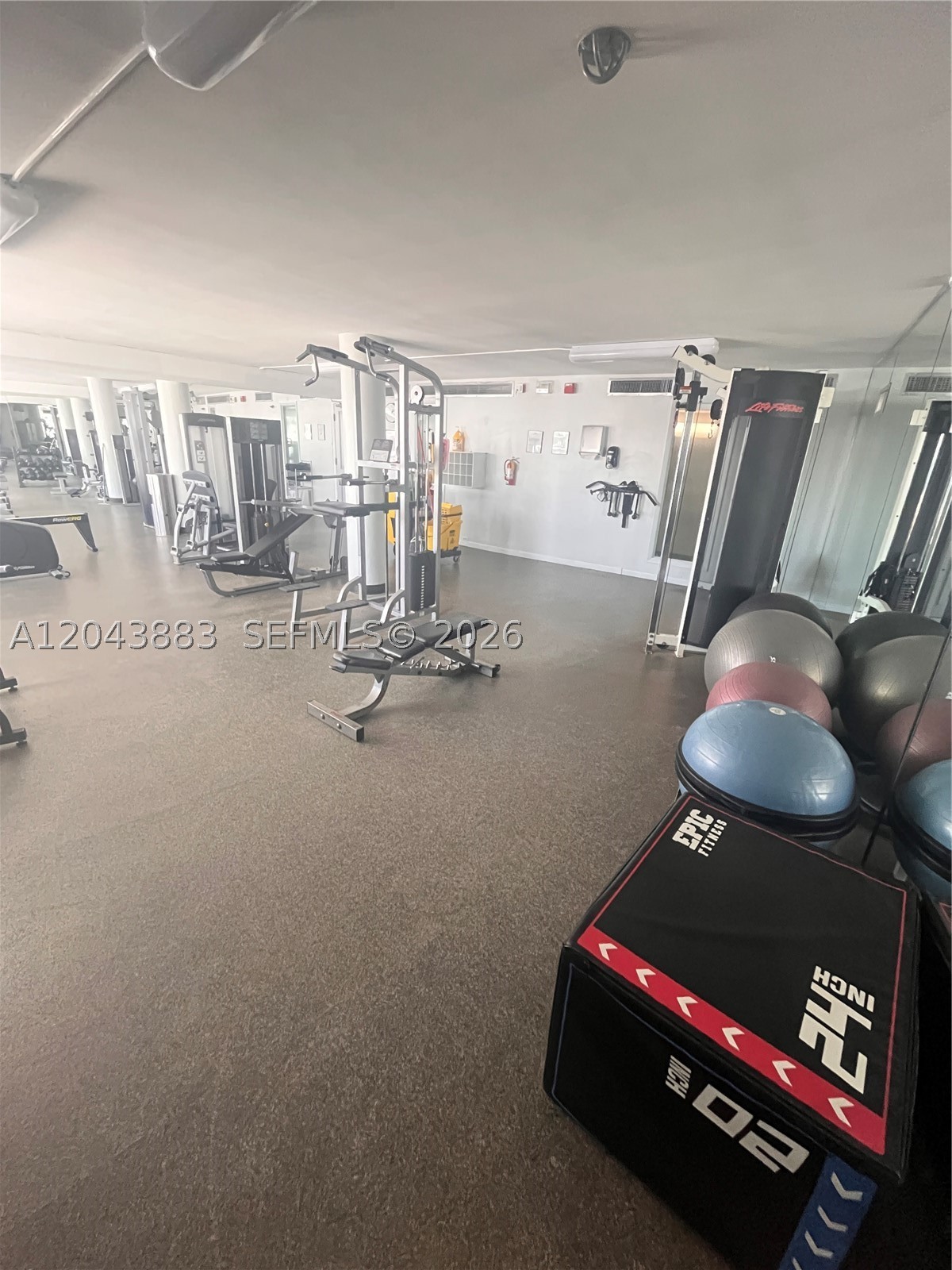 900 Bay Dr #207, Miami Beach FL 33141