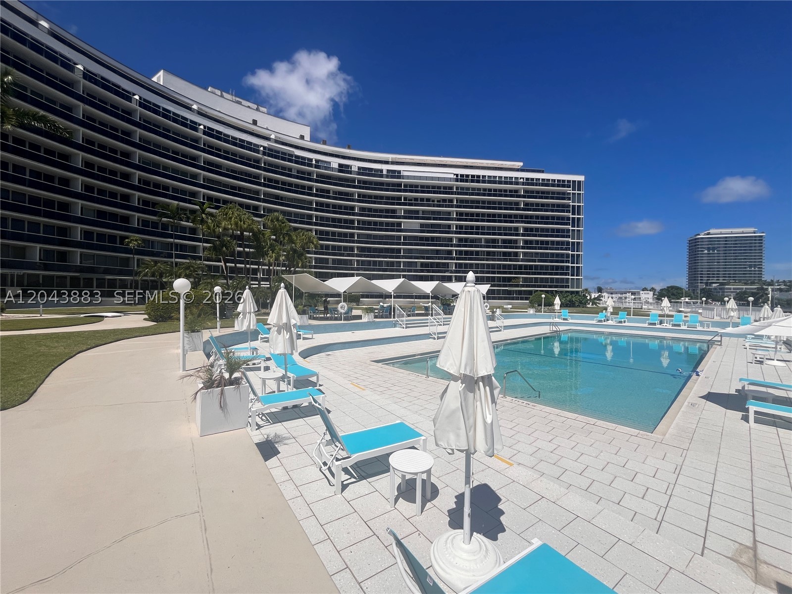 900 Bay Dr #207, Miami Beach FL 33141