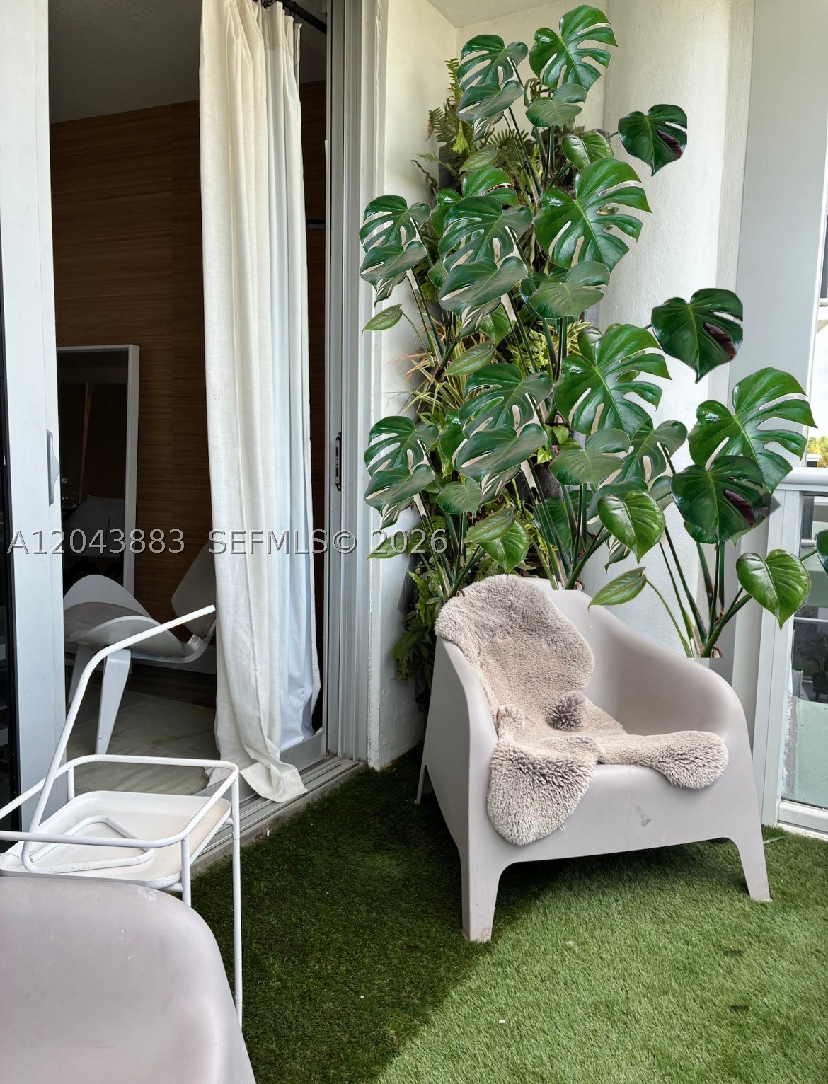 900 Bay Dr #207, Miami Beach FL 33141