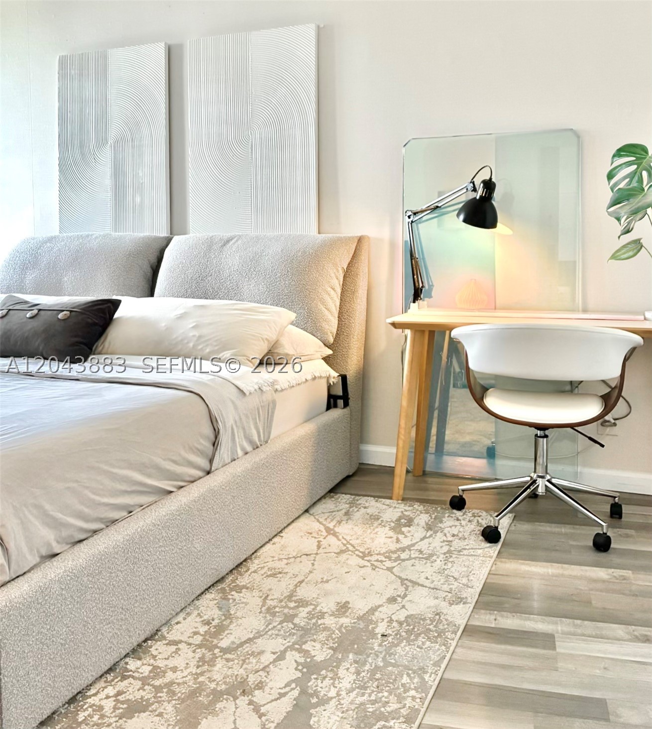 900 Bay Dr #207, Miami Beach FL 33141