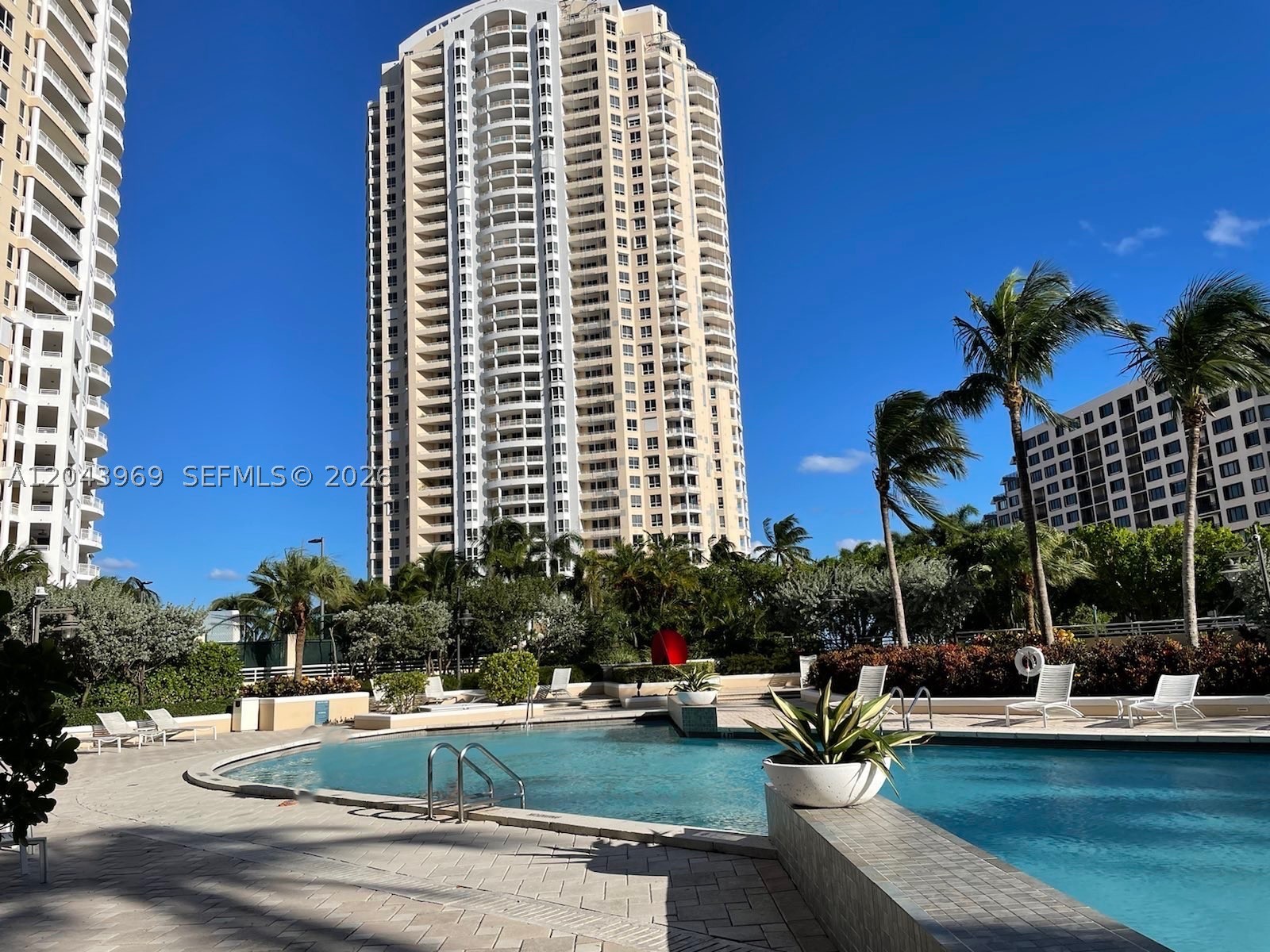 888 Brickell Key Dr #2610, Miami FL 33131