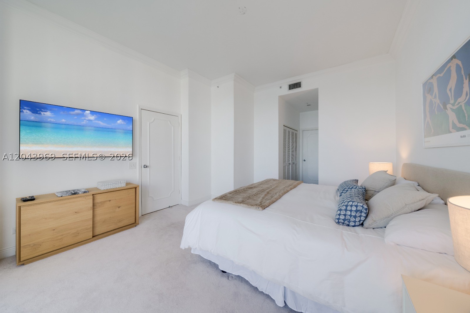 888 Brickell Key Dr #2610, Miami FL 33131