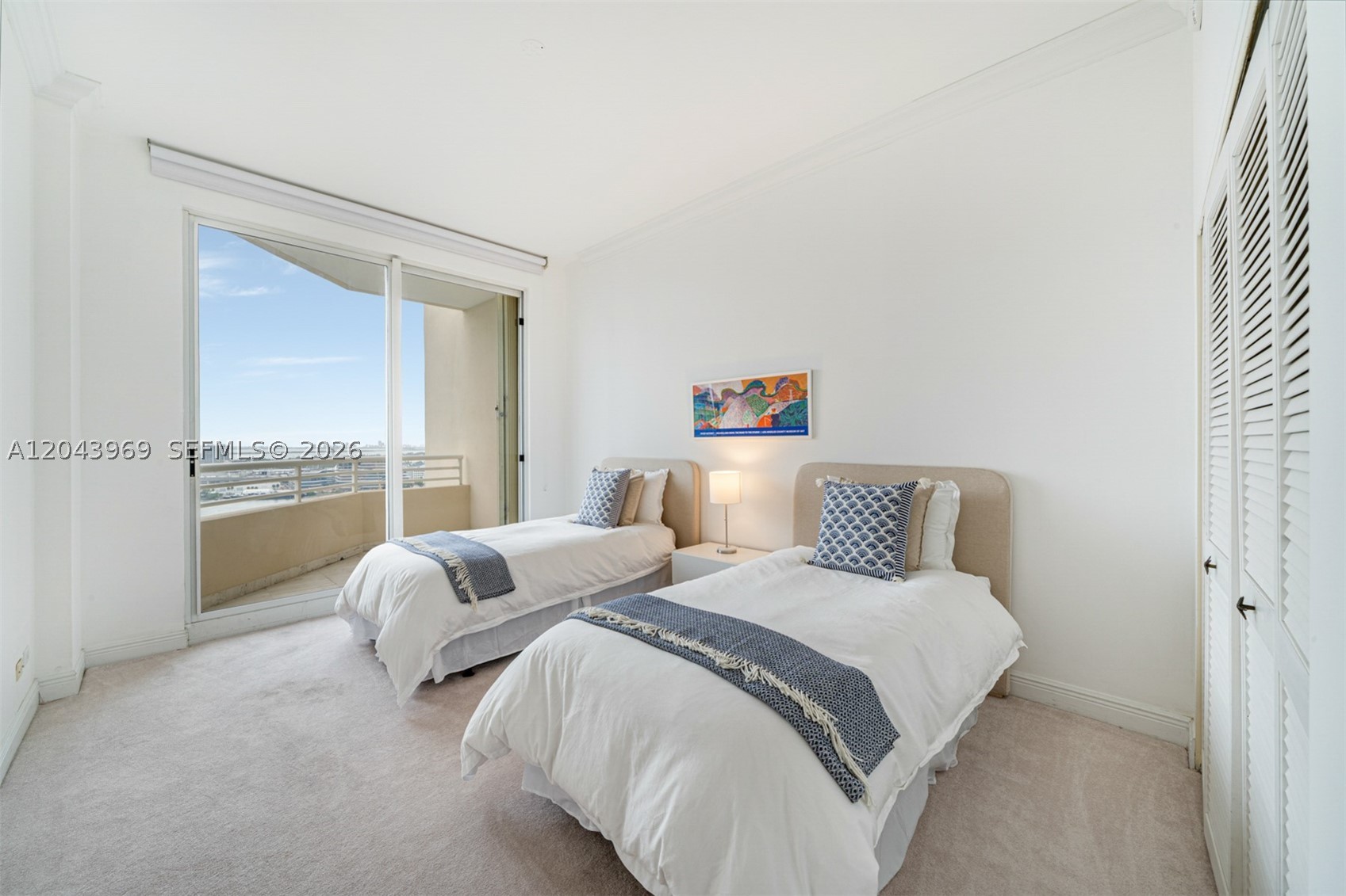 888 Brickell Key Dr #2610, Miami FL 33131