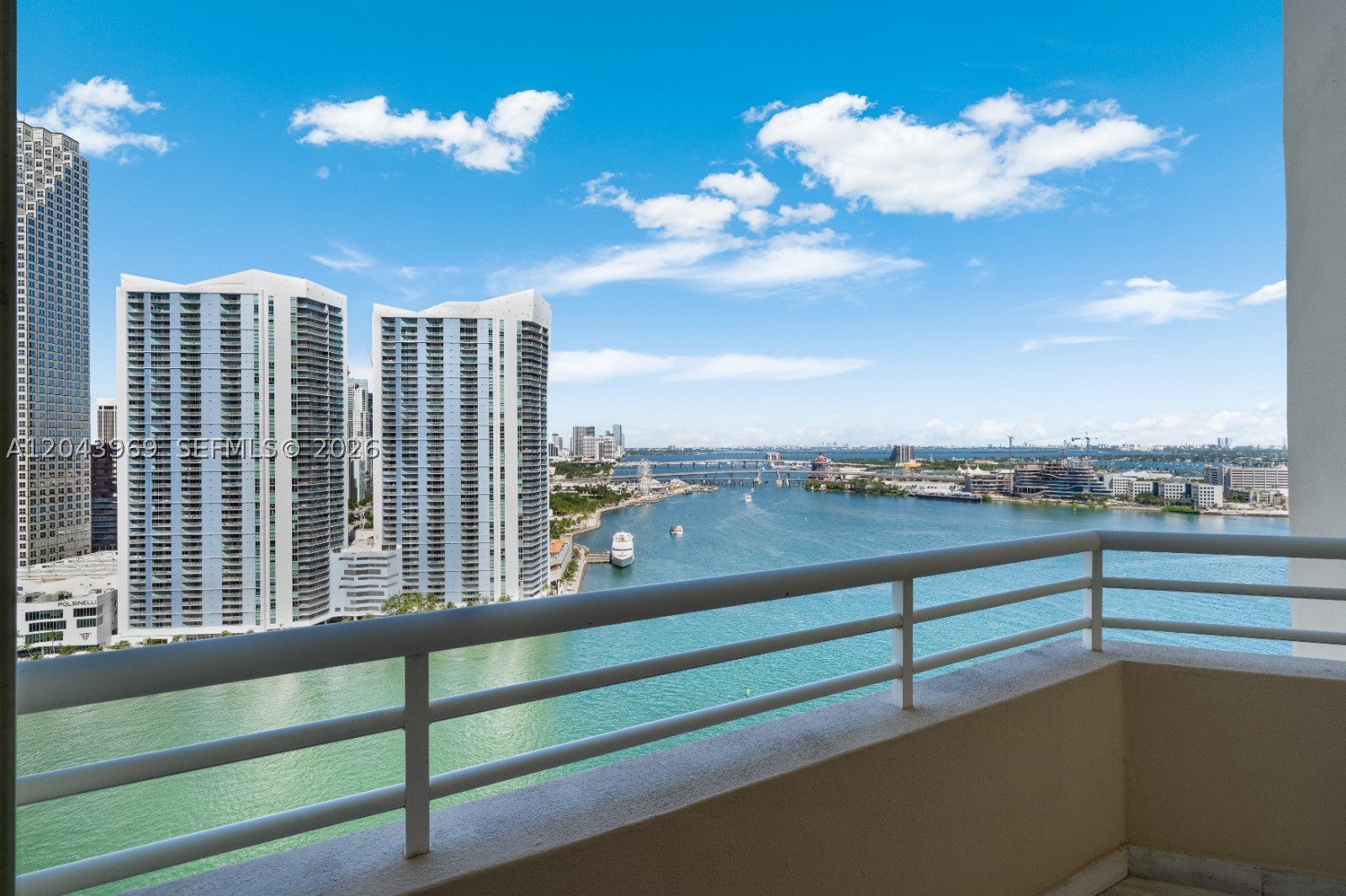 888 Brickell Key Dr #2610, Miami FL 33131