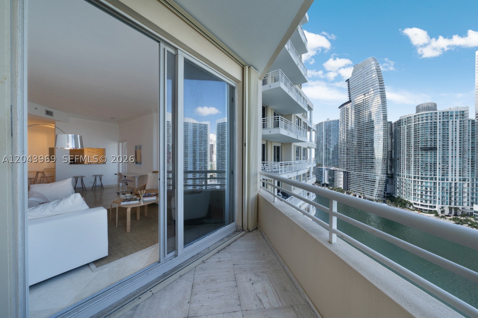 888 Brickell Key Dr #2610, Miami FL 33131