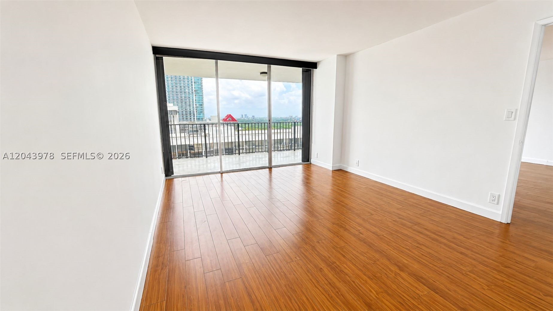 1901 Brickell Av #B2203, Miami FL 33129