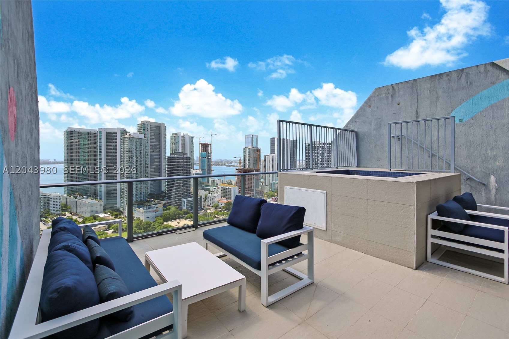 121 NE 34th St #PH3206, Miami FL 33137