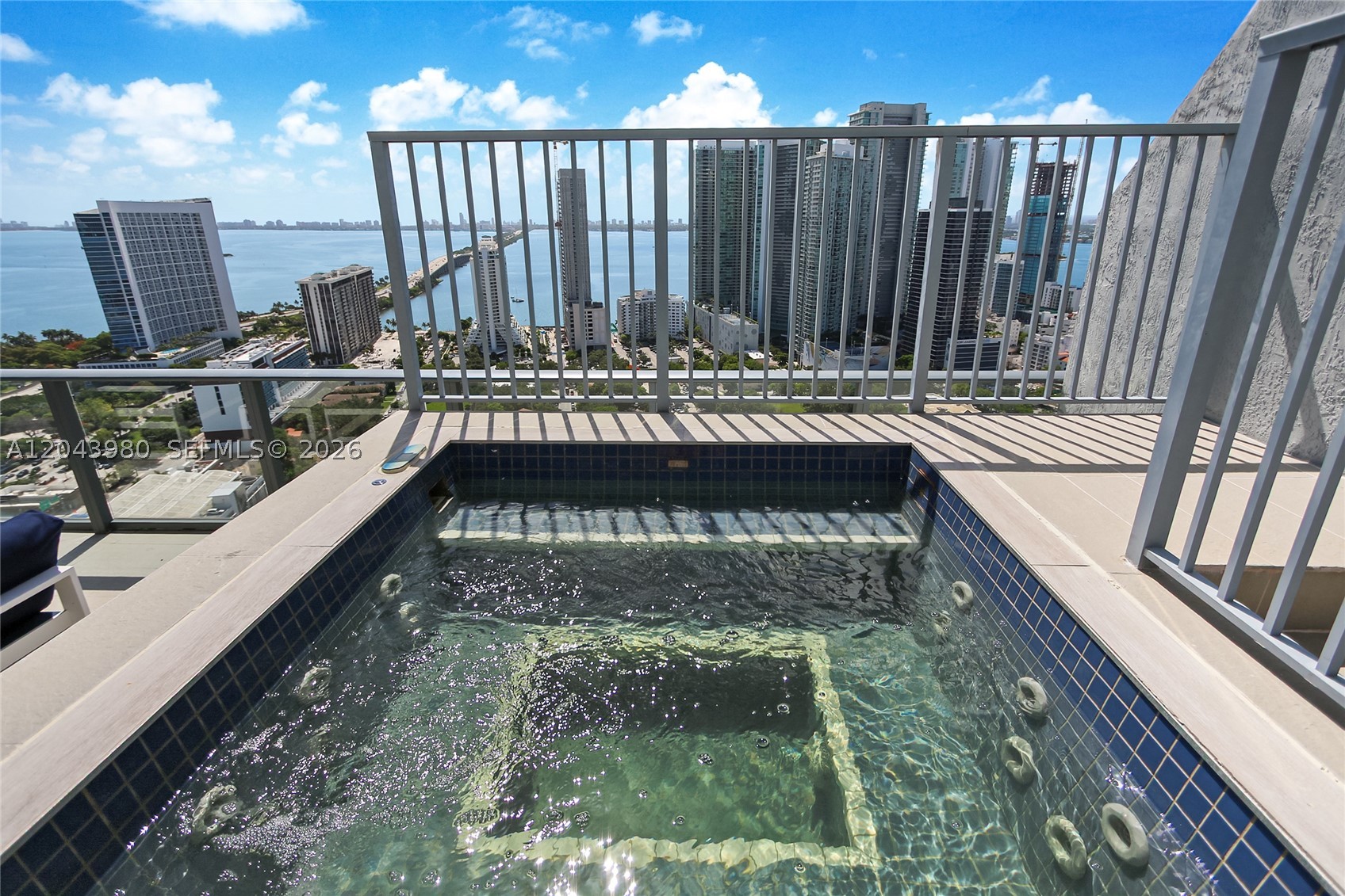 121 NE 34th St #PH3206, Miami FL 33137