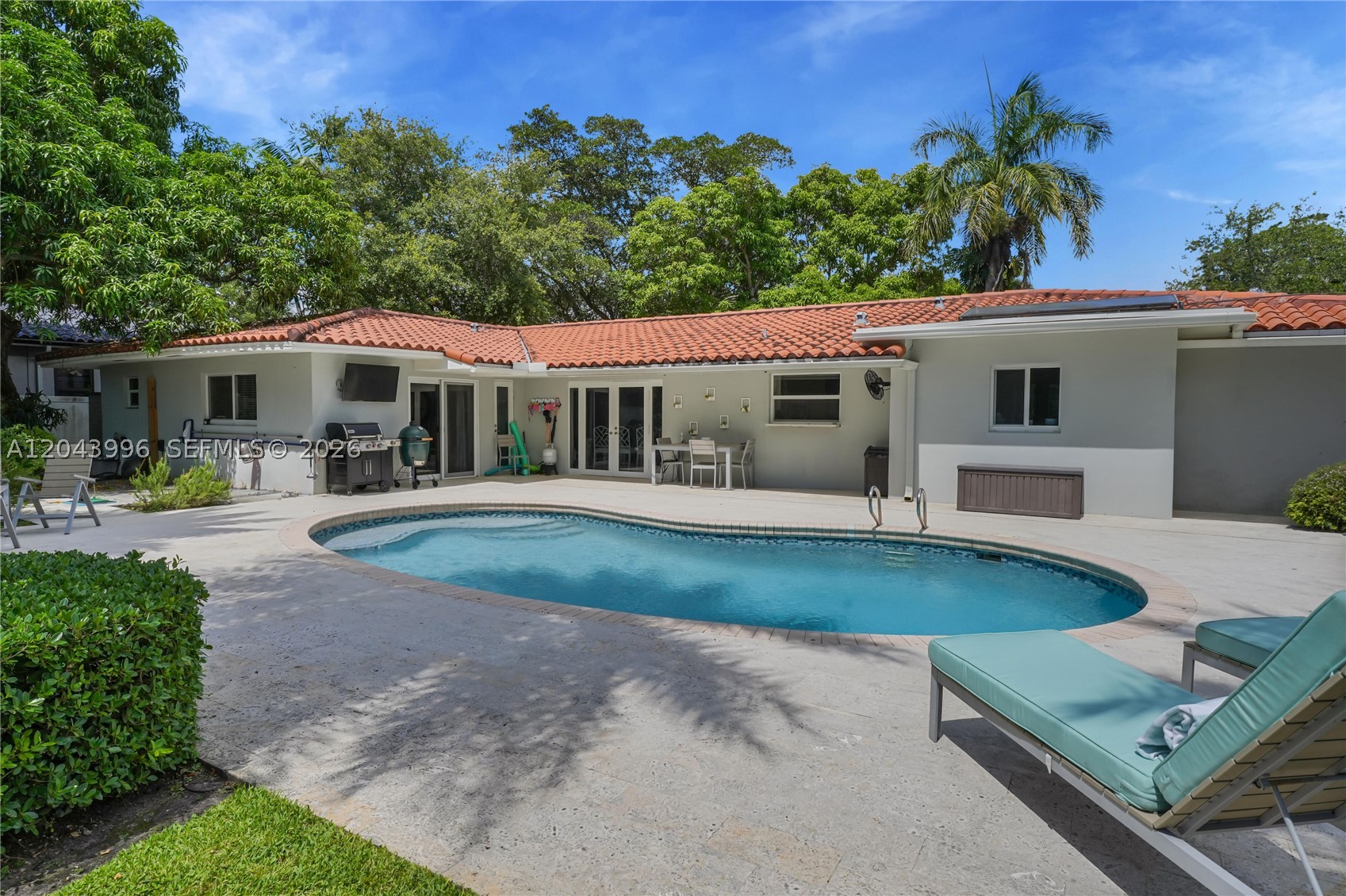 5721 SW 59th Ct, South Miami FL 33143