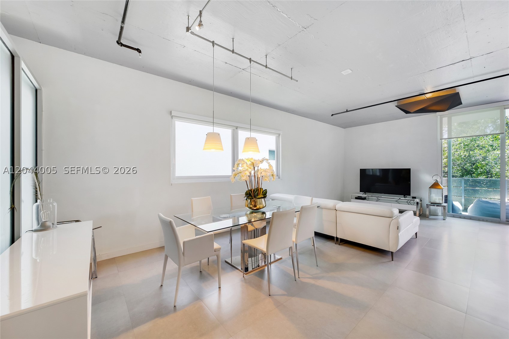 1700 Meridian Ave #310, Miami Beach FL 33139