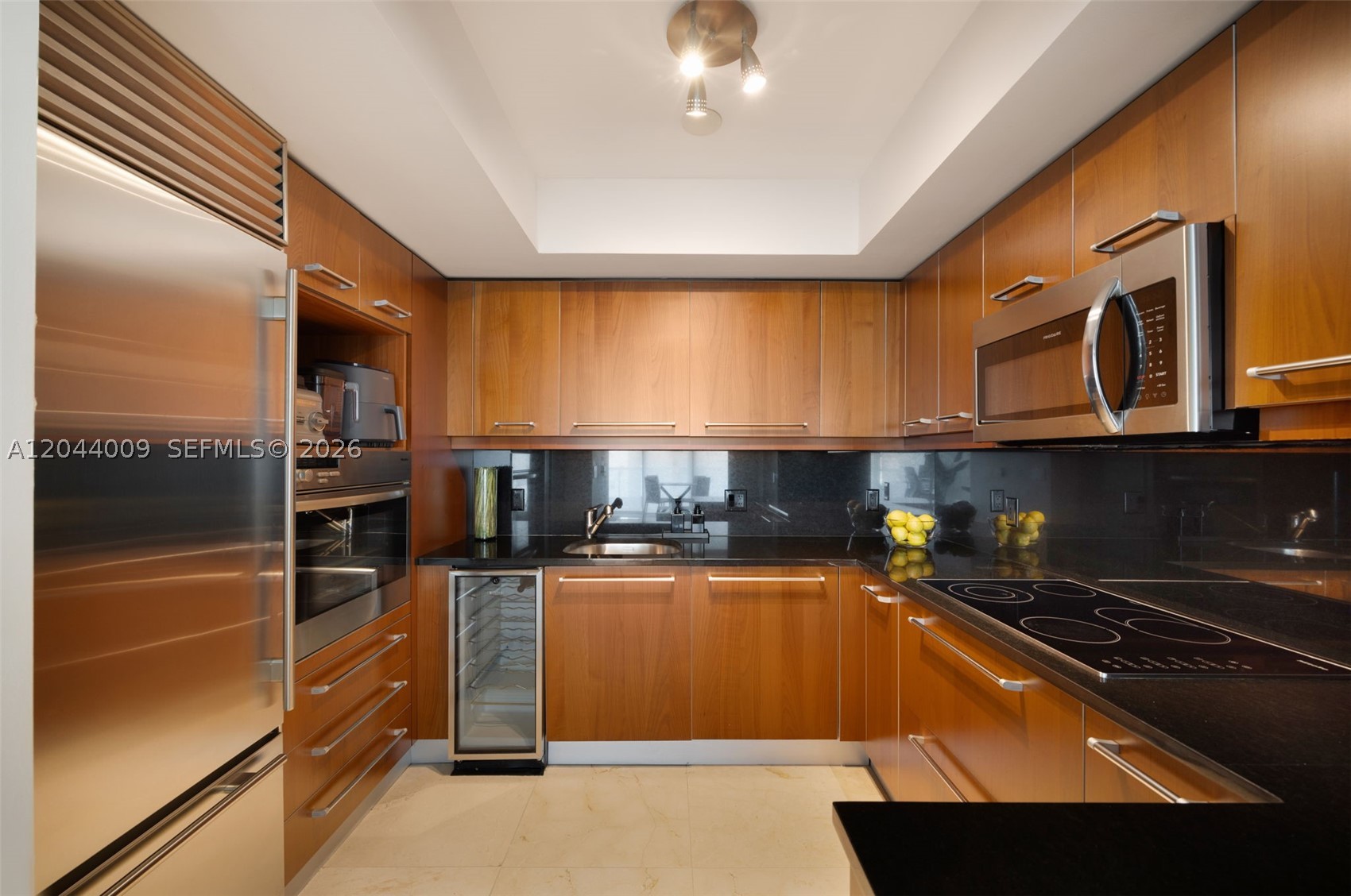 1331 Brickell Bay Dr #904, Miami FL 33131