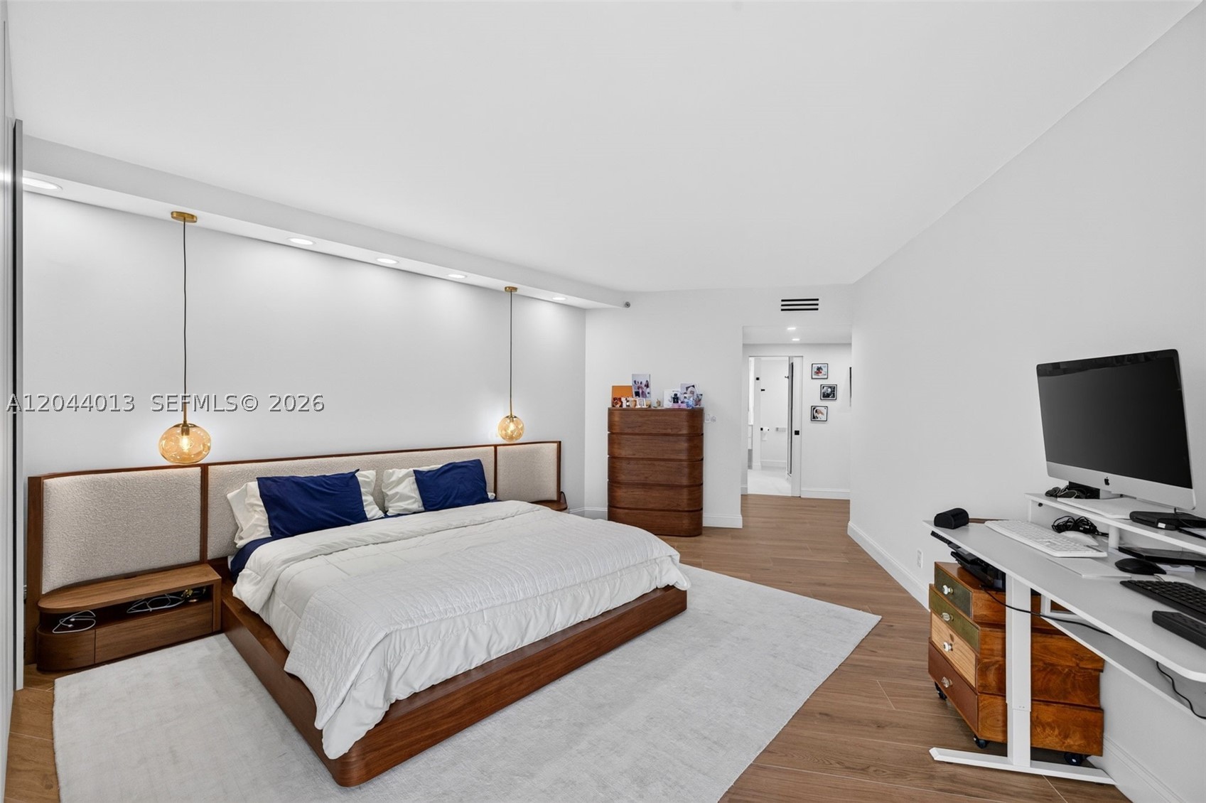 20281 E Country Club Dr #407, Aventura FL 33180