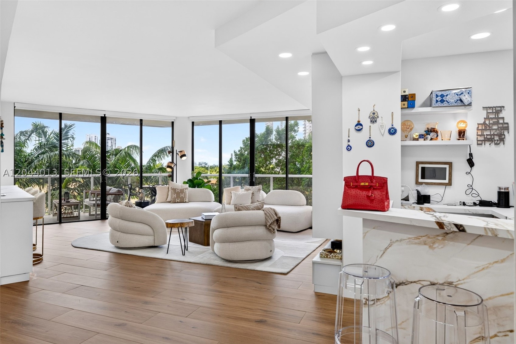 20281 E Country Club Dr #407, Aventura FL 33180