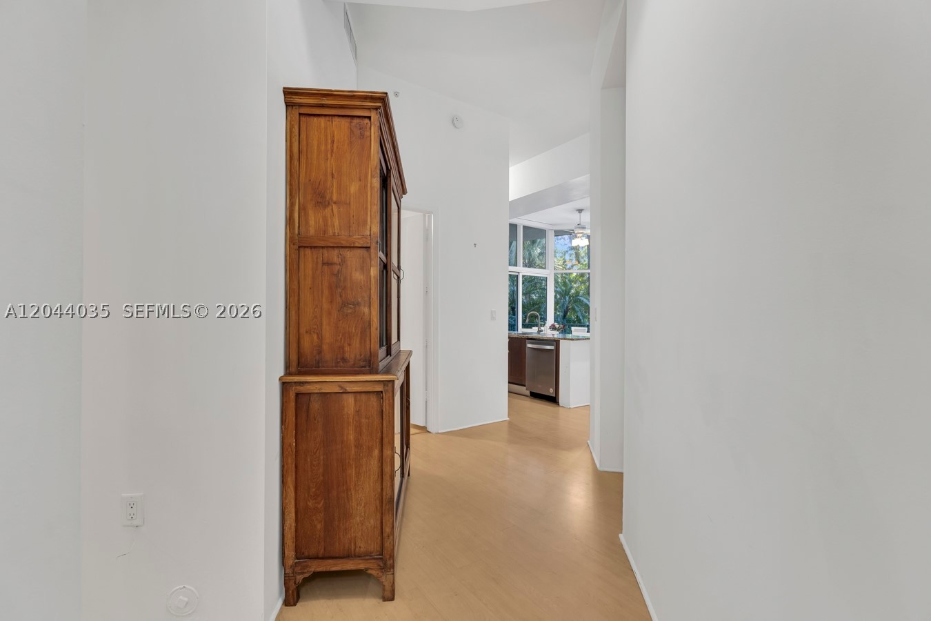 20000 E Country Club Dr #108, Aventura FL 33180